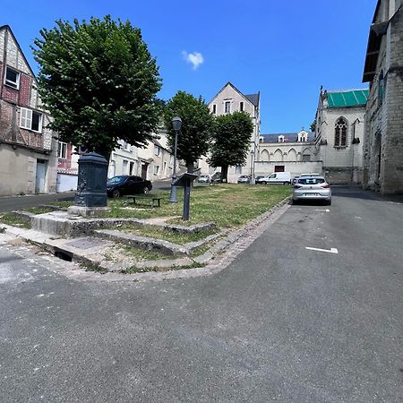Le Rabelais, Superbe Appartement En Duplex, Proche Forteresse Et Monument Historique Chinon Kültér fotó