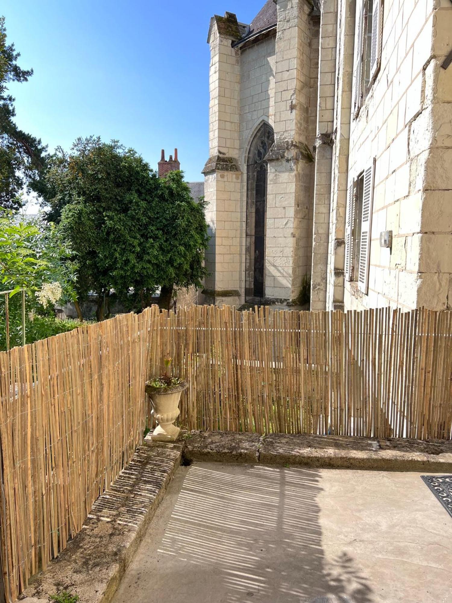 Le Rabelais, Superbe Appartement En Duplex, Proche Forteresse Et Monument Historique Chinon Kültér fotó